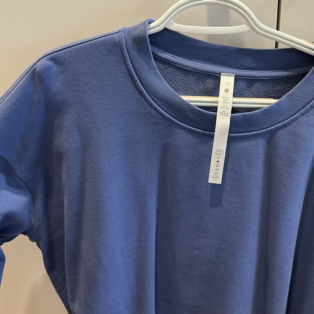 Lululemon crewneck - only worn once!